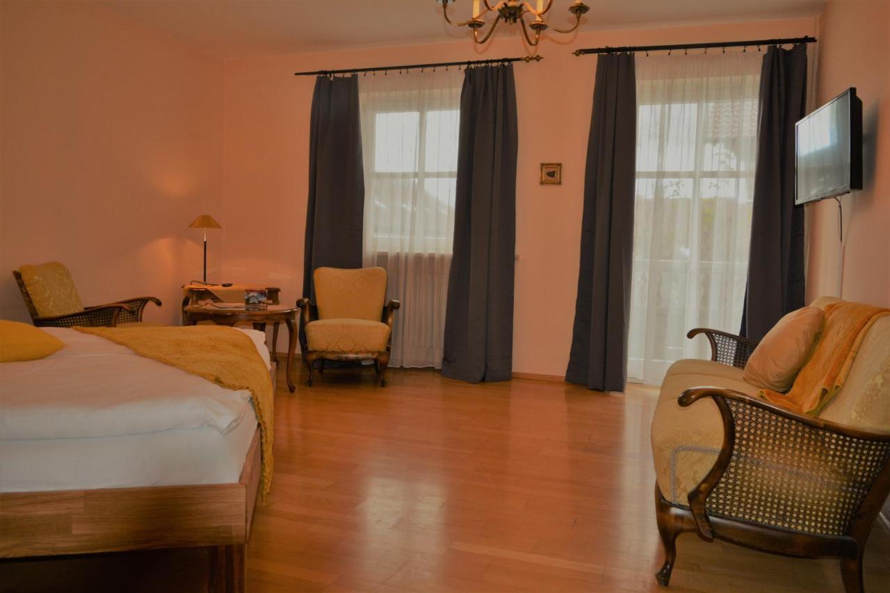 Landgut Stetter Hotel Schollnach Bagian luar foto